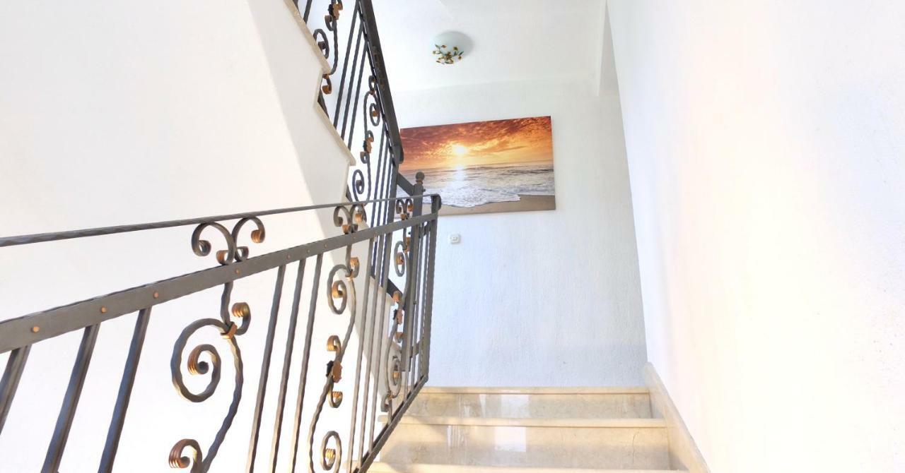 Apartment Sunshine, Sunrise, Sunset คาชเตลา ภายนอก รูปภาพ